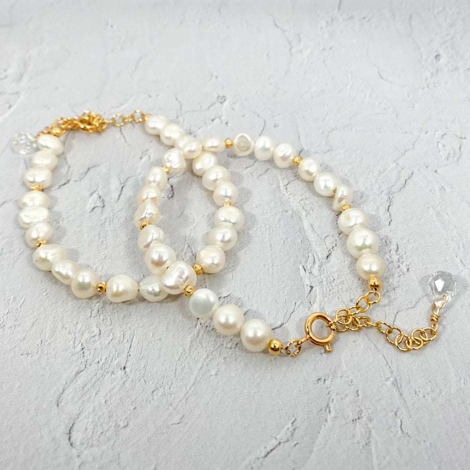 Freshwater Pearl and Stud Chain Bracelet